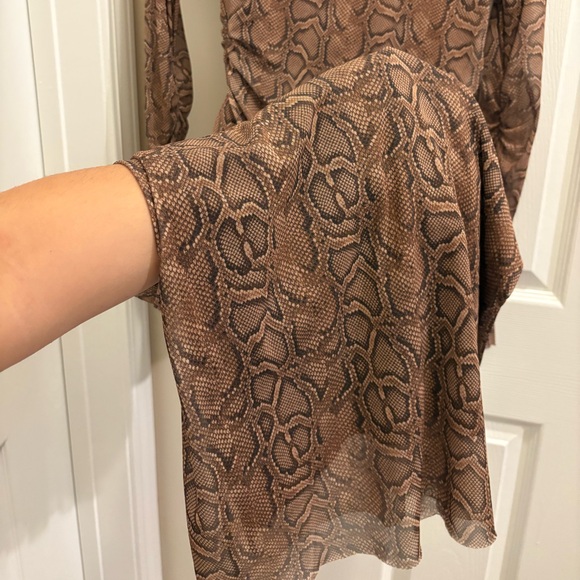 Zara Brown Long Sleeve bodycon snake print Dress - Picture 6 of 8